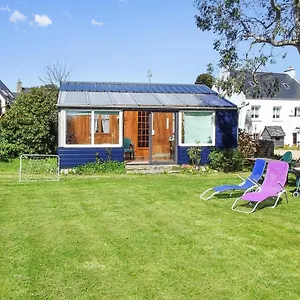 Maison D'une A Tredrez Locquemeau A 800 M De La Avec Jardin Amenage Et Wifi Hébergement de vacances Coat-Tredrez